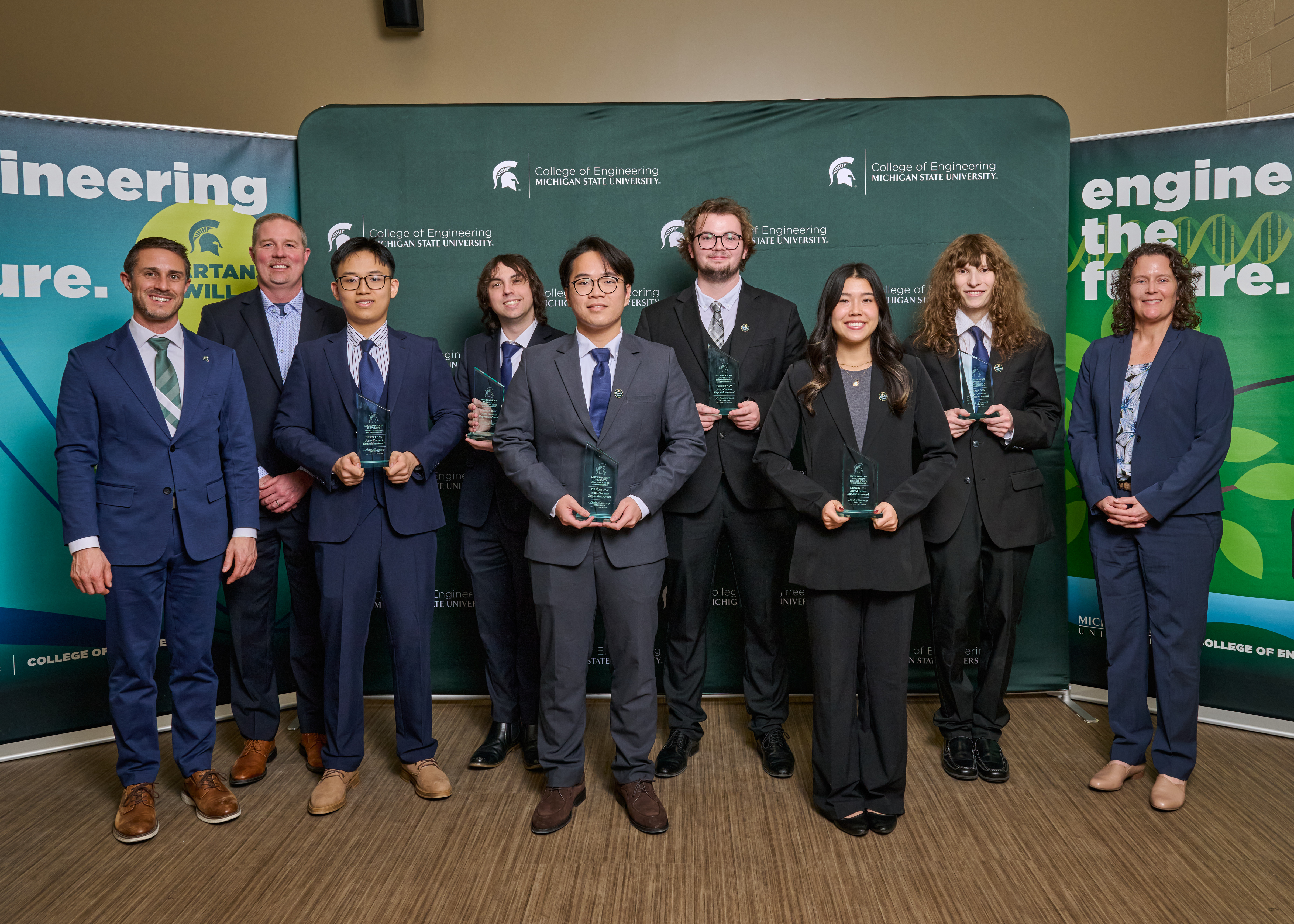 Left to right: Tri Khuc, Chase Grove, Toan Pham, Noah Austad, Sabrina Lee, Graham Parker